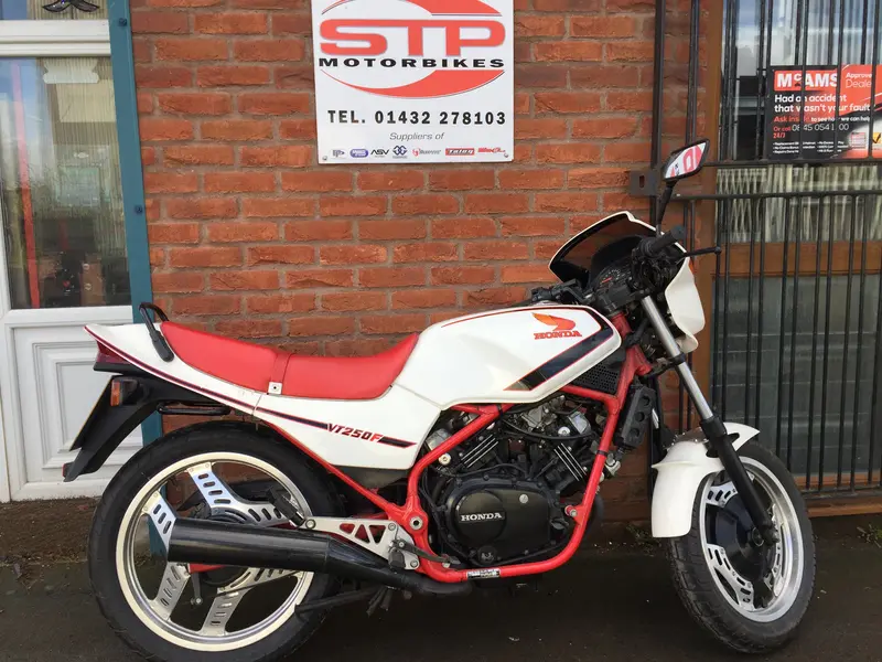 1986 Honda Vt250fd Low Mileage 1