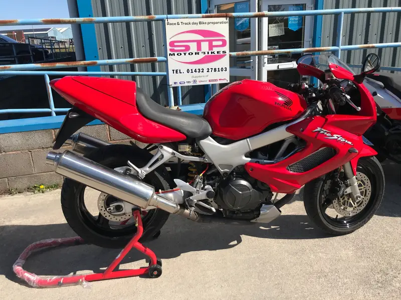 2003 Honda Vtr1000f-2 Firestorm 1