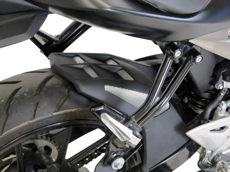 Suzuki Gsx-S125 17-2024 Gloss Black & Silver Mesh Rear Hugger  Powerbronze 1