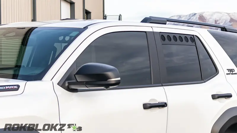 Toyota 4Runner 2025+ Window Vents 1