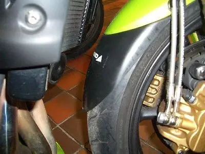 Triumph Daytona 675   06-2011  Abs Mudguard Fenda Extender 1