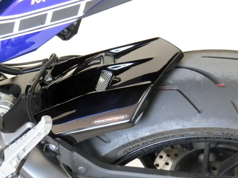 Yamaha Mt-09 & Fz-09  17-2020 Gloss Black & Silver Mesh Rear Hugger By Powerbronze . 1